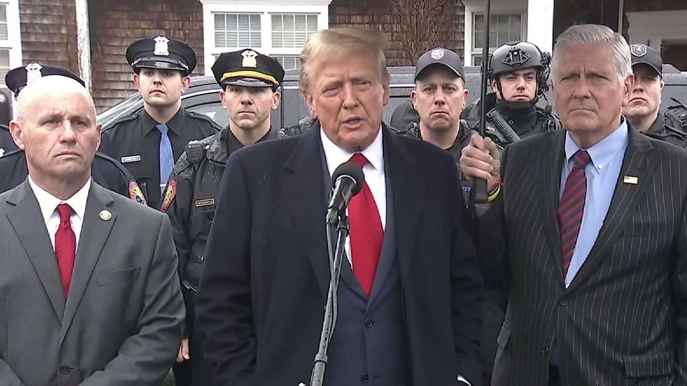 img 4254 Trump speaking at the wake of slain nypd officer, johnathan diller