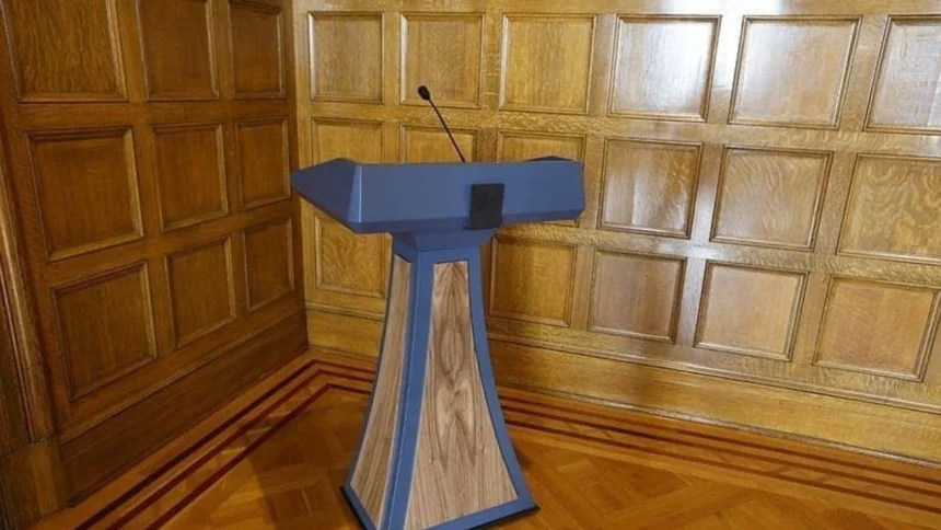 Lecterngate lectern