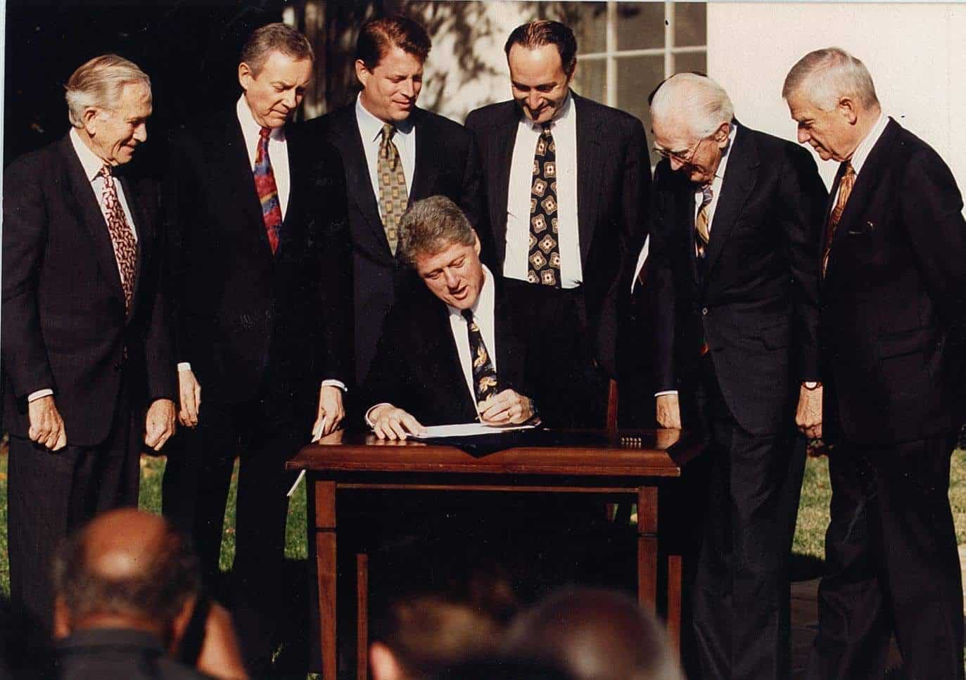 pofglx9m0nci rfra signing 1993 Bill clinton signs rfra into law in 1993 photo: bjc