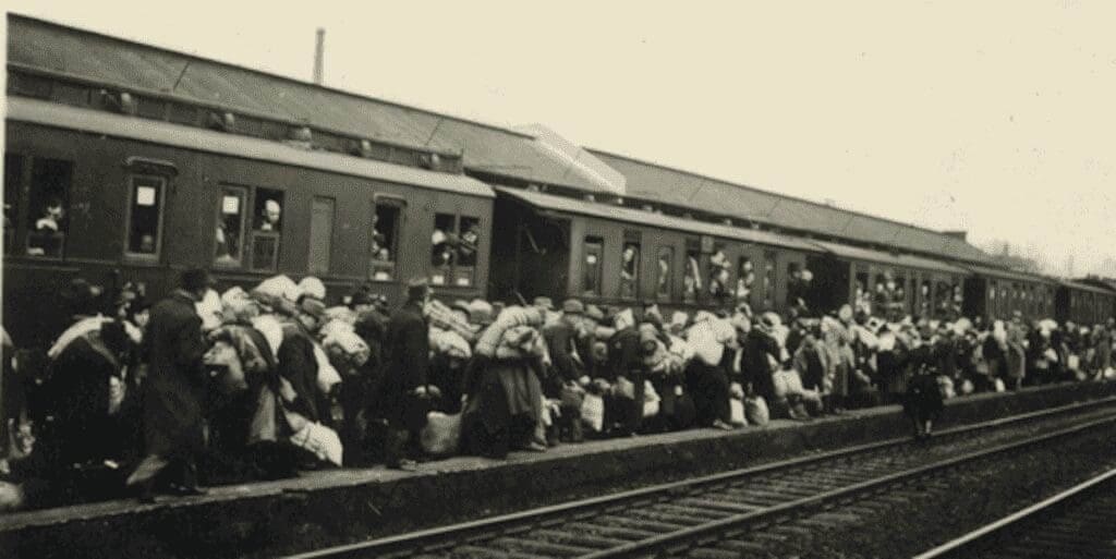 holocaust photo2 Deportation of jews in bielefeld, germany, on dec. 13, 1941.