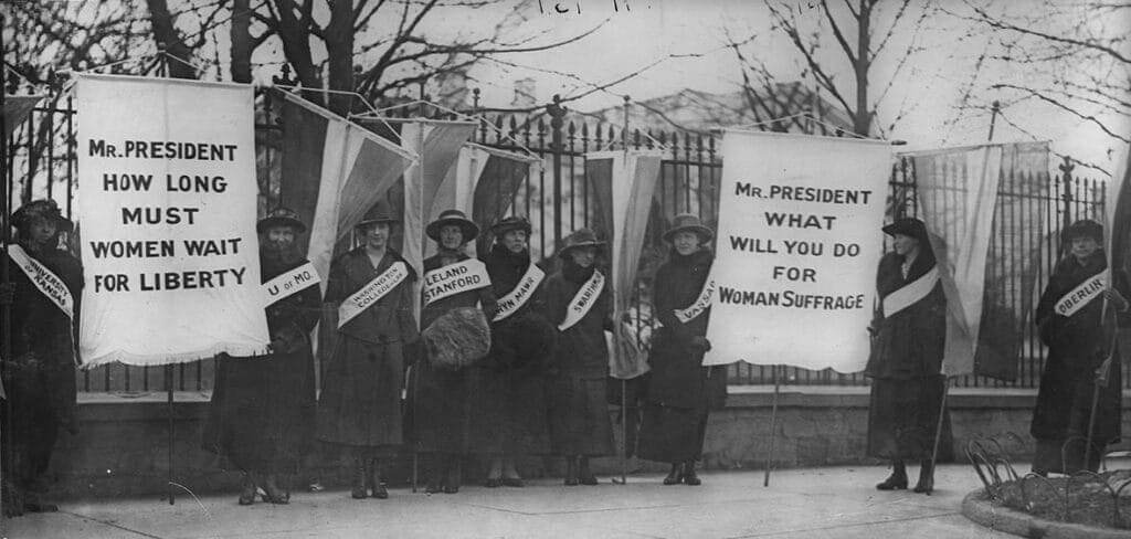 womens suffrage protest white house Women suffragists picketing in front of the white house in 1917.