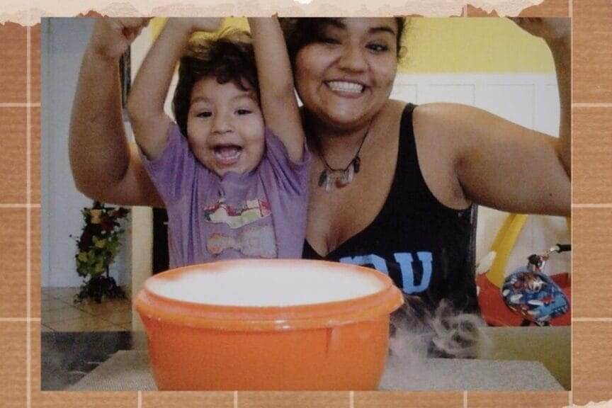 angelica reyes and son Photo of angélica reyes and her son