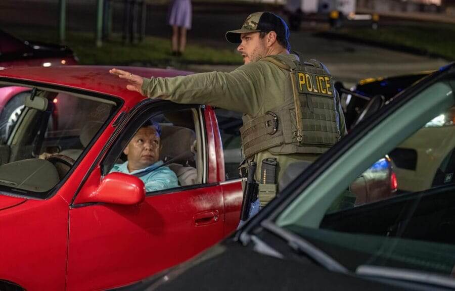 ice traffic stops nashville The ice agent directs the driver to pull aside.
