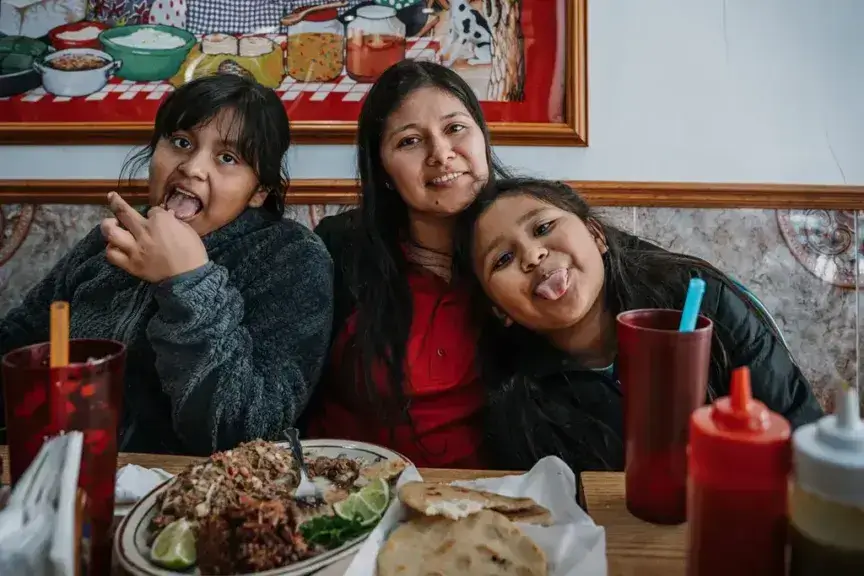 ruano kids restaurant Yessenia ruano and her kids at a restaurant