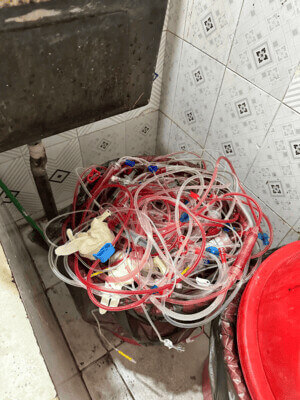 used iv fluids tubing Used iv fluid and dialysis tubing