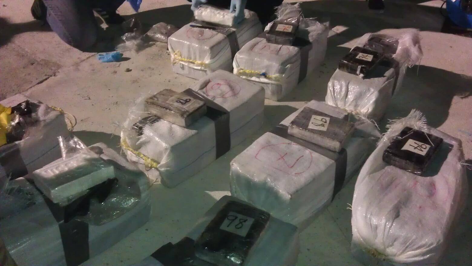 Photo showing cocaine found on a yacht