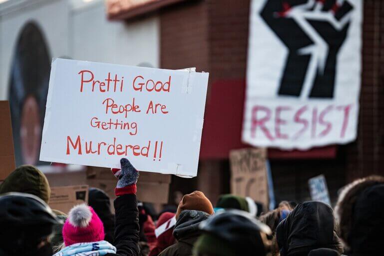 alex pretti killing protest Protest held after the alex pretti killing minnesota sues trump