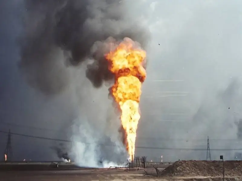 kuwaiti oil files Kuwaiti oil fire black rain