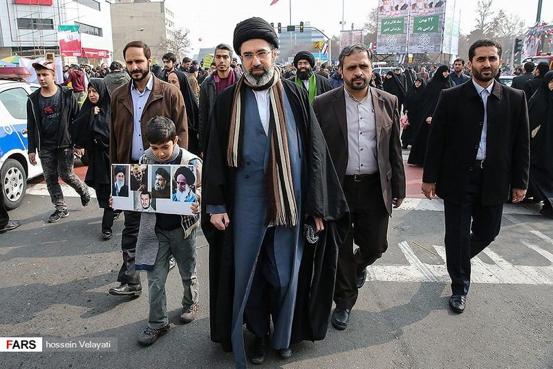 mojtaba khamenei and son walking Mojtaba khamenei
