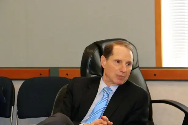 Senator ron wyden spoke out about the warrantless location tracking data