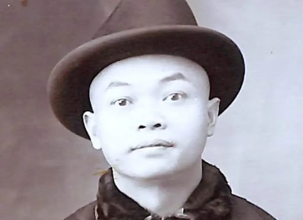 supreme court birthright citizenship White supremacist a 1901 photo of wong kim ark, required as a condition of his bond after his arrest in el paso.