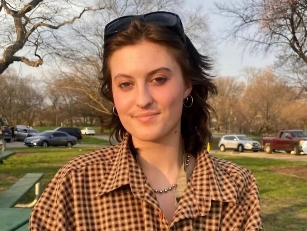 murry foust Murry foust is a trans college student who is missing in alabama.