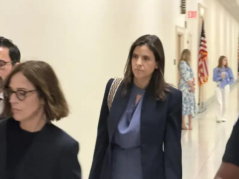 Sarah kellen at the capitol