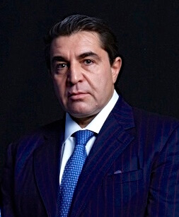 Paolo zampolli, ex-boyfriend of amanda ungaro in an official un portrait