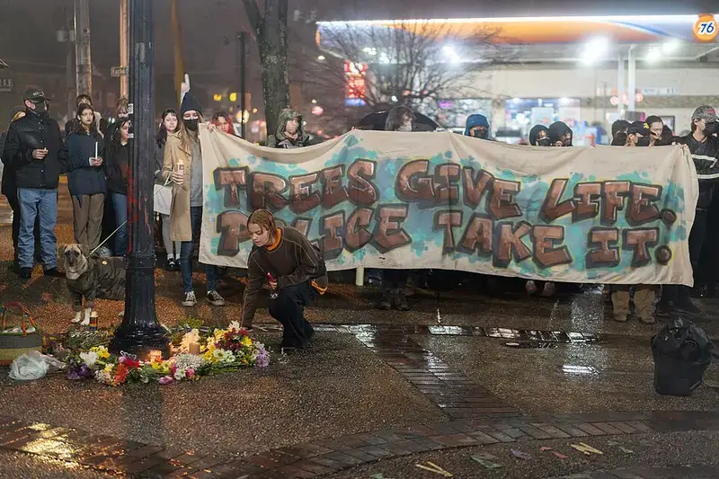 Coo city protest