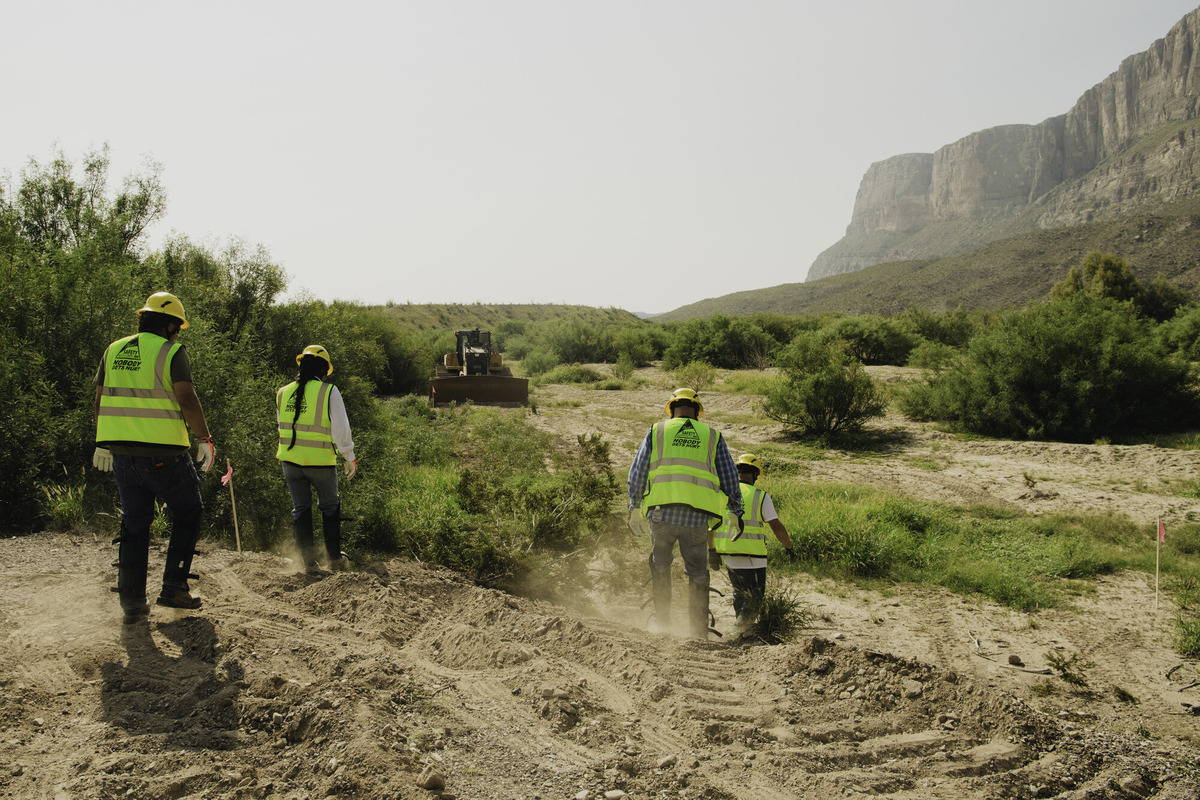 Big Bend border wall construction in Texas