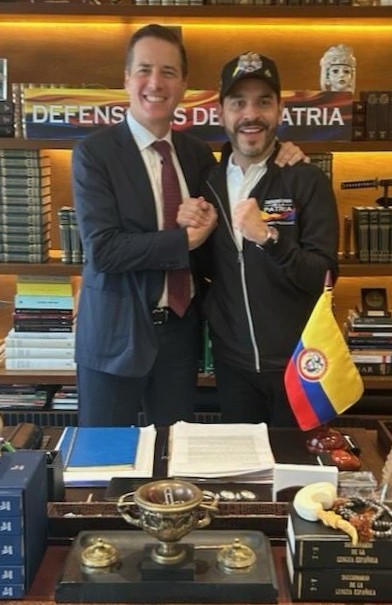 Ohio senator bernie moreno meets with president-elect abelardo de la espriella in columbia in 2026.